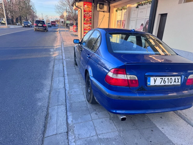 BMW 318, снимка 3 - Автомобили и джипове - 48099857