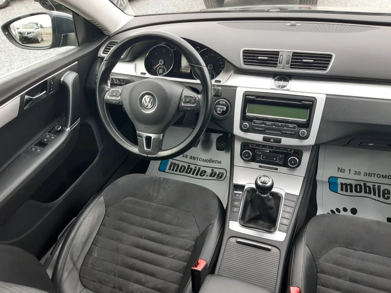 VW Passat КАТО НОВ, снимка 12 - Автомобили и джипове - 49303756