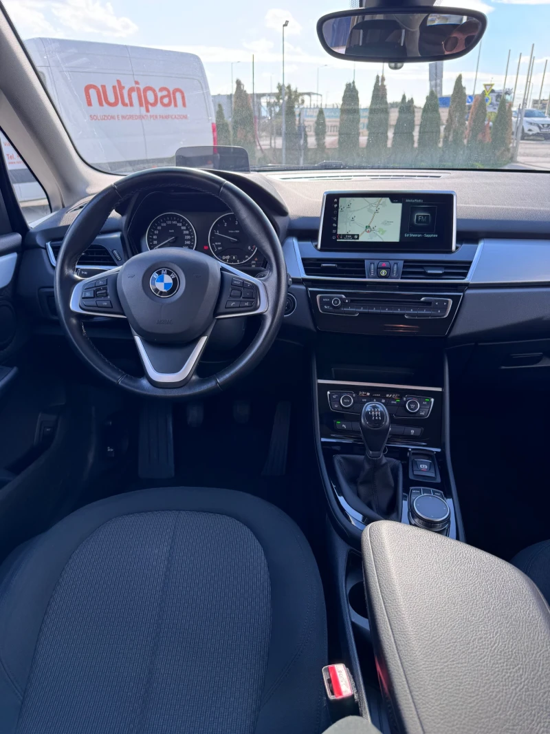 BMW 218 * X-drive* HEADUP* TOP* , снимка 8 - Автомобили и джипове - 52000550