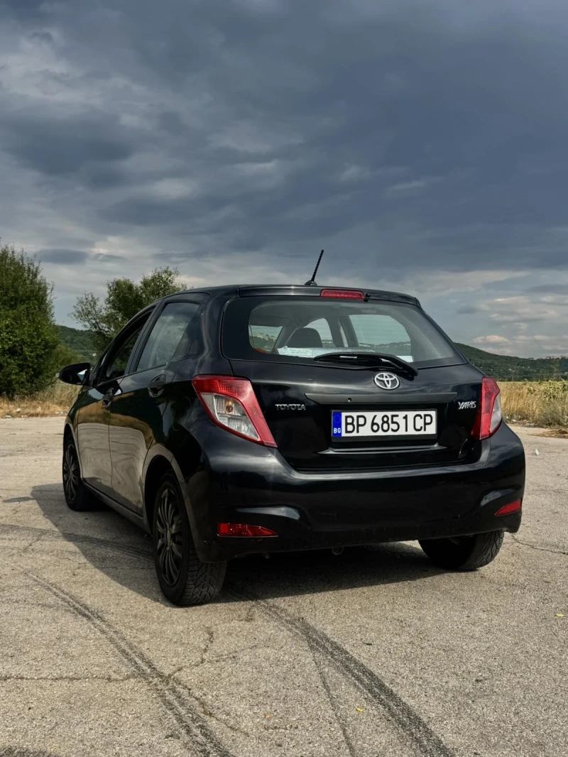 Toyota Yaris, снимка 2 - Автомобили и джипове - 52336329