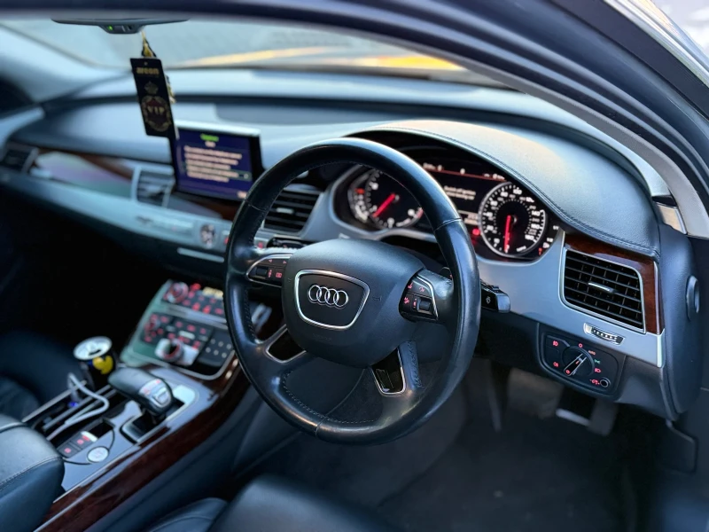 Audi A8 * ДЕСЕН ВОЛАН* ТОП ЦЕНА* KEYLESS* 3.0TDI* V6* , снимка 7 - Автомобили и джипове - 52542000