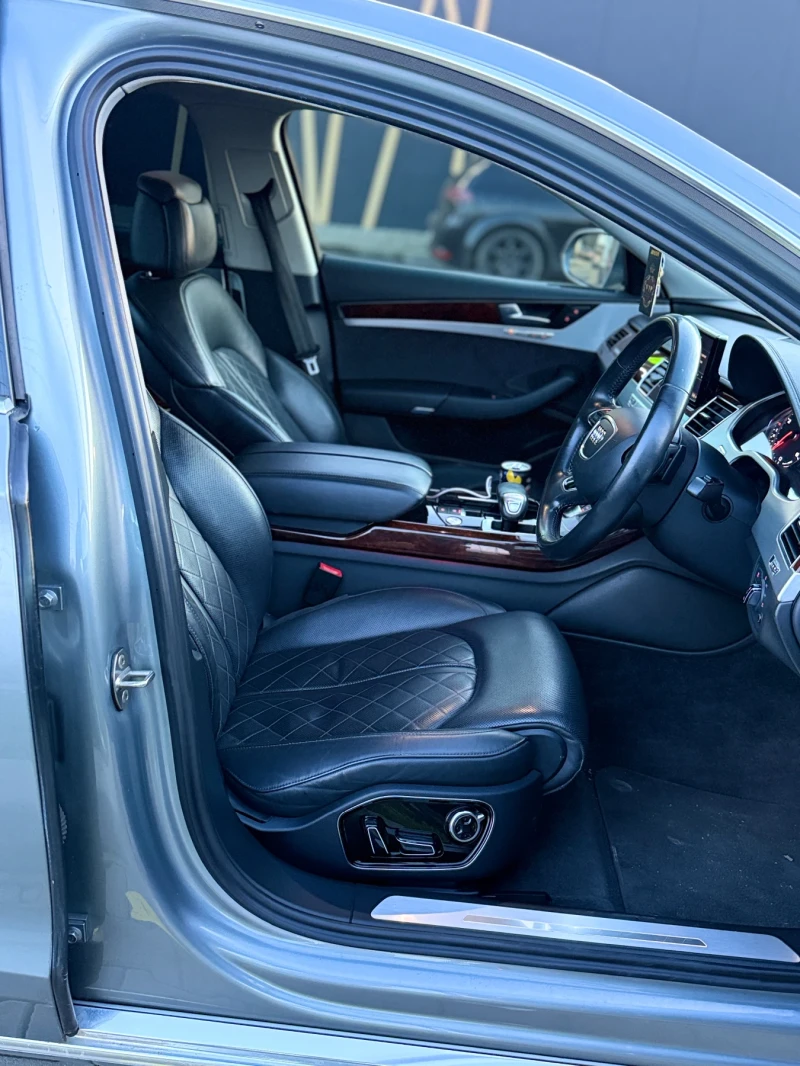 Audi A8 * ДЕСЕН ВОЛАН* ТОП ЦЕНА* KEYLESS* 3.0TDI* V6* , снимка 8 - Автомобили и джипове - 52542000