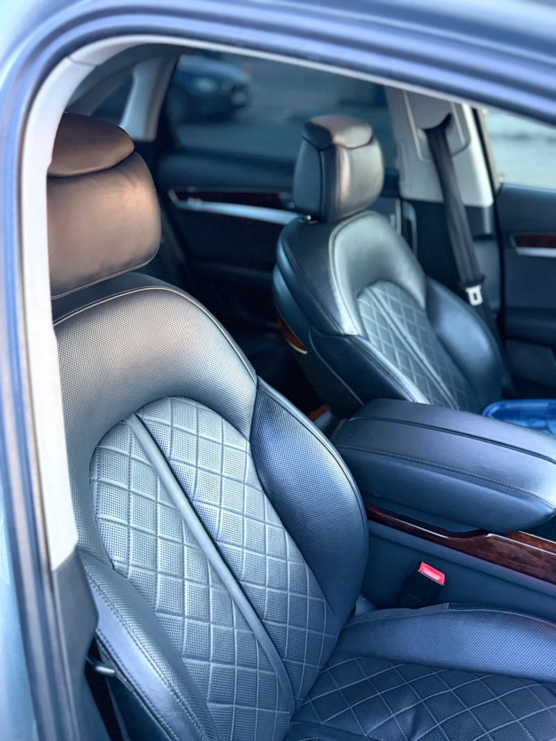 Audi A8 * ДЕСЕН ВОЛАН* ТОП ЦЕНА* KEYLESS* 3.0TDI* V6* , снимка 9 - Автомобили и джипове - 52542000