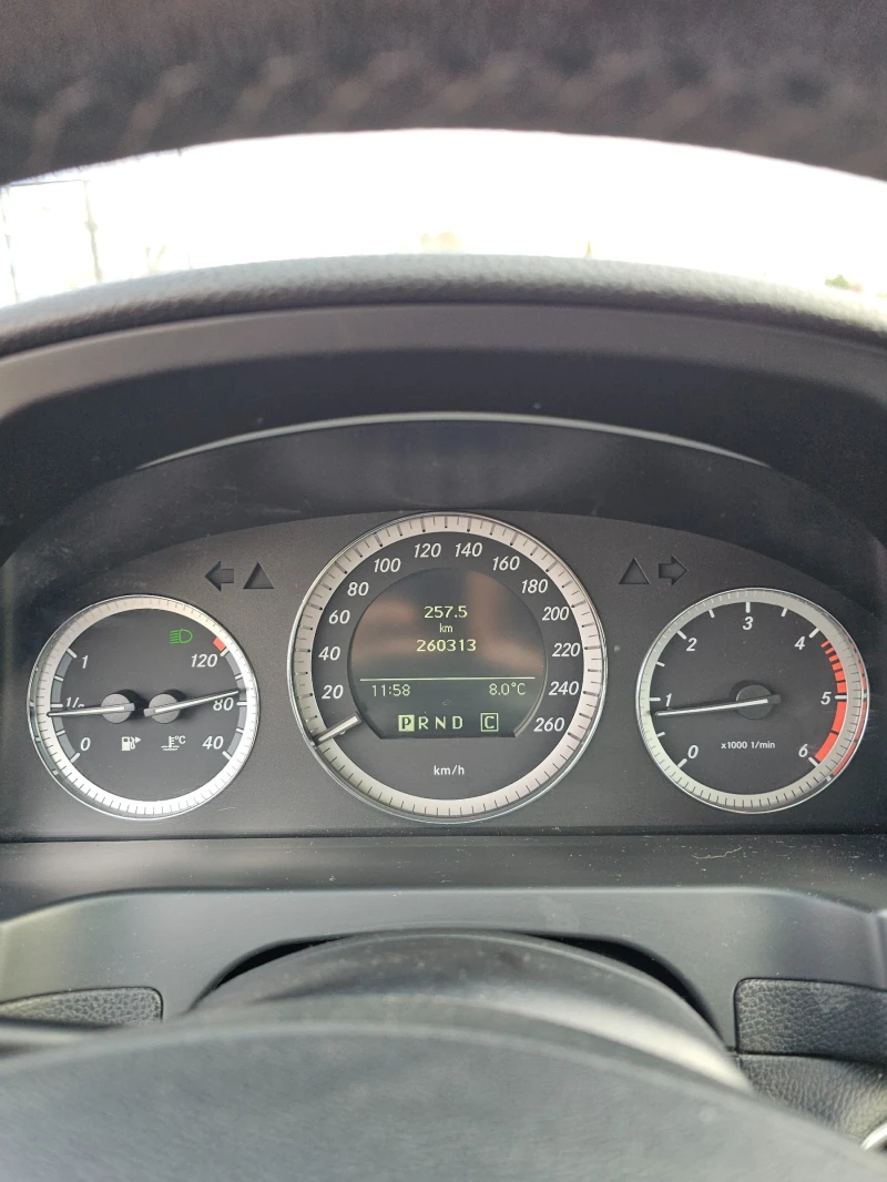 Mercedes-Benz C 220 CDI, снимка 15 - Автомобили и джипове - 52679159