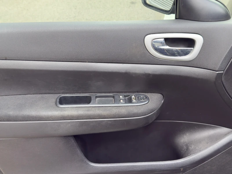 Peugeot 307, снимка 6 - Автомобили и джипове - 53289274