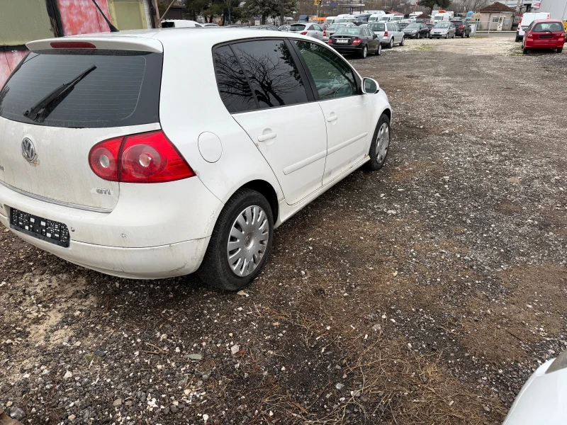 VW Golf 1.9, снимка 5 - Автомобили и джипове - 53436529