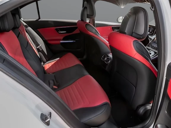 Mercedes-Benz C 300 е 4Matic = AMG Line = Premium Гаранция, снимка 7 - Автомобили и джипове - 55787879