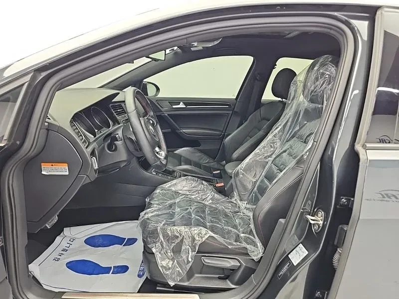 VW Golf Generation 2.0 GTI, снимка 10 - Автомобили и джипове - 55830483