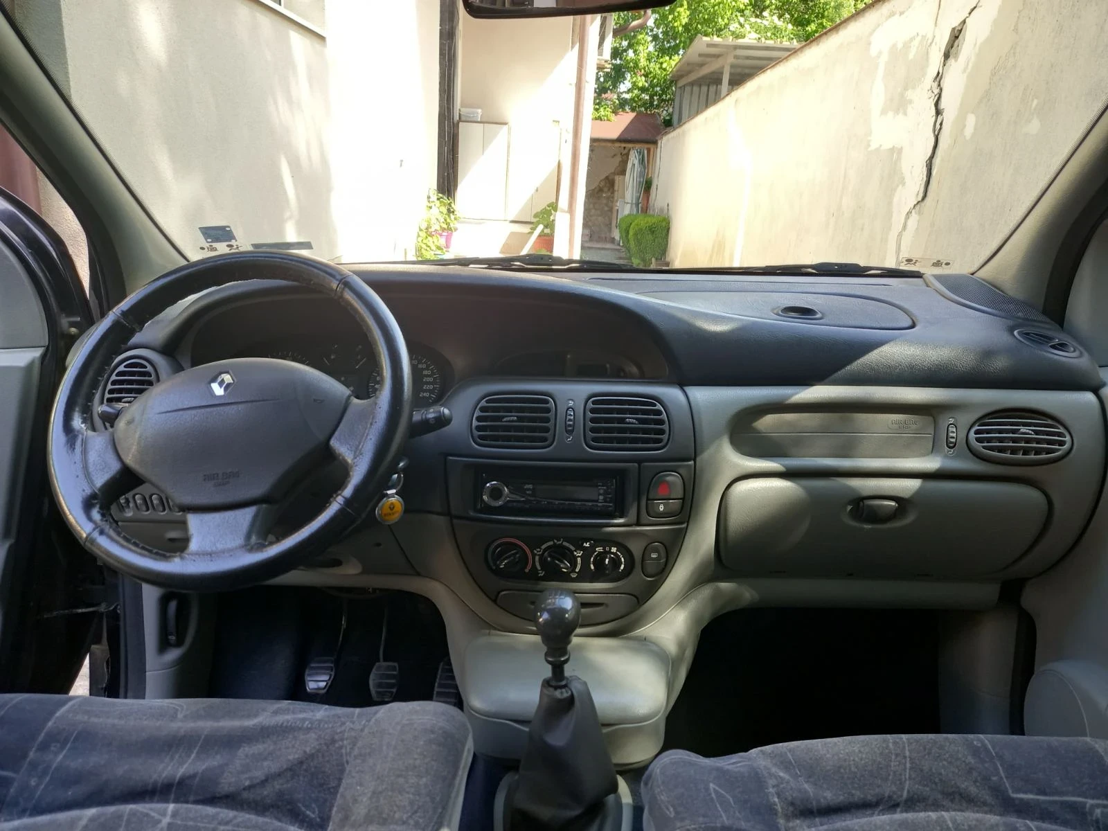 Renault Scenic  - изображение 6