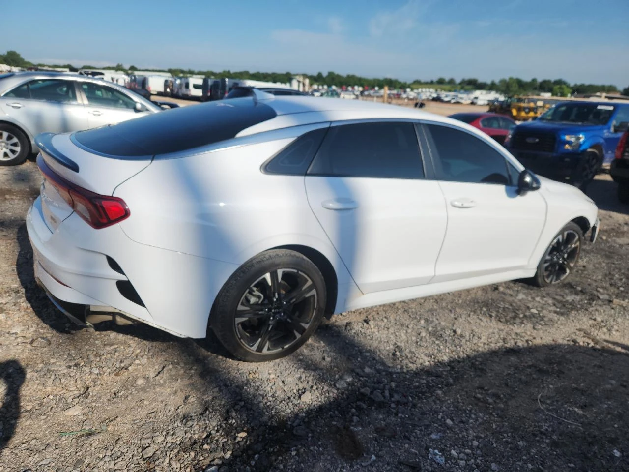 Kia K5 GT LINE - изображение 3