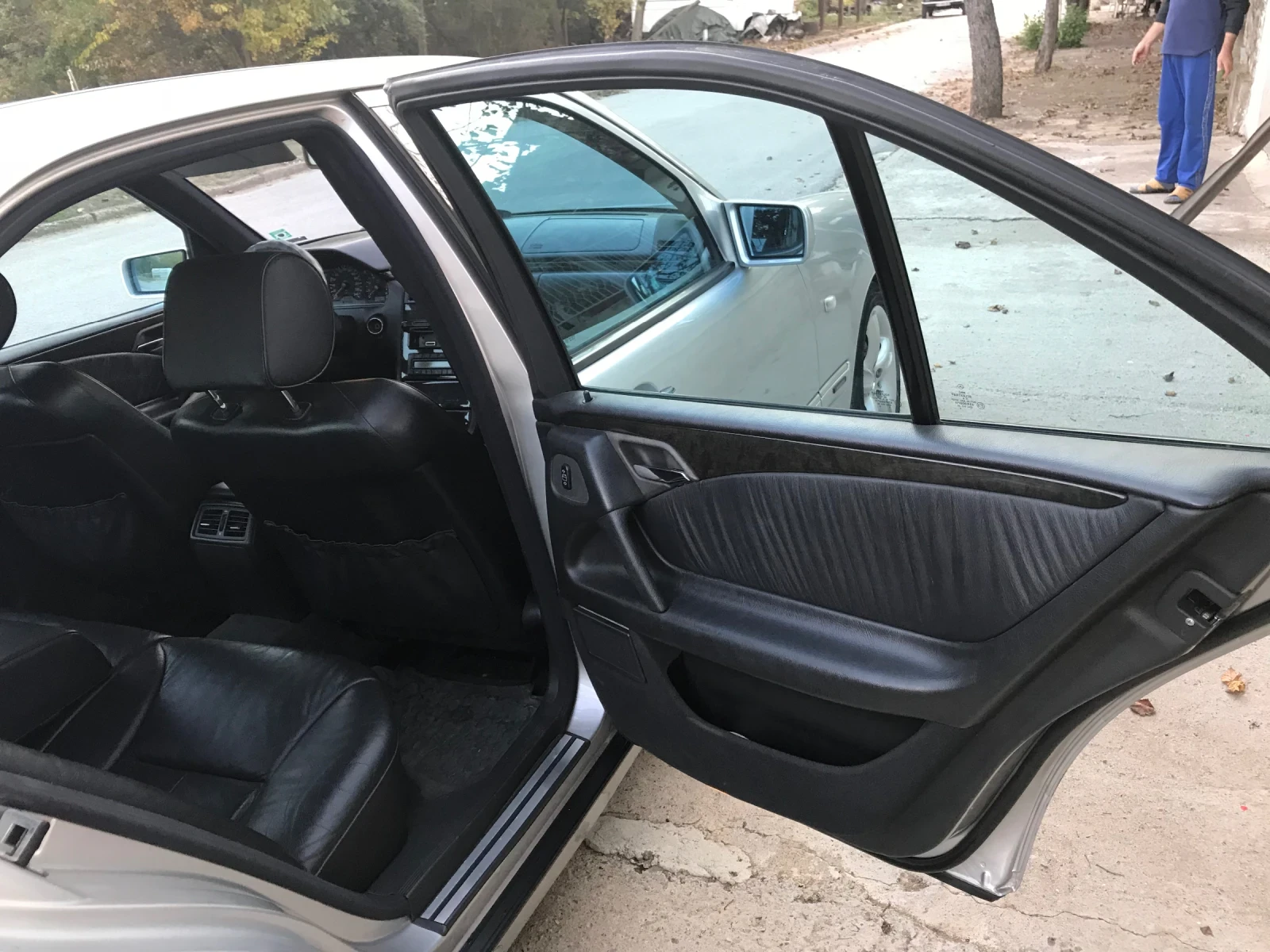 Mercedes-Benz E 200 Avangard | Mobile.bg — изображение 10