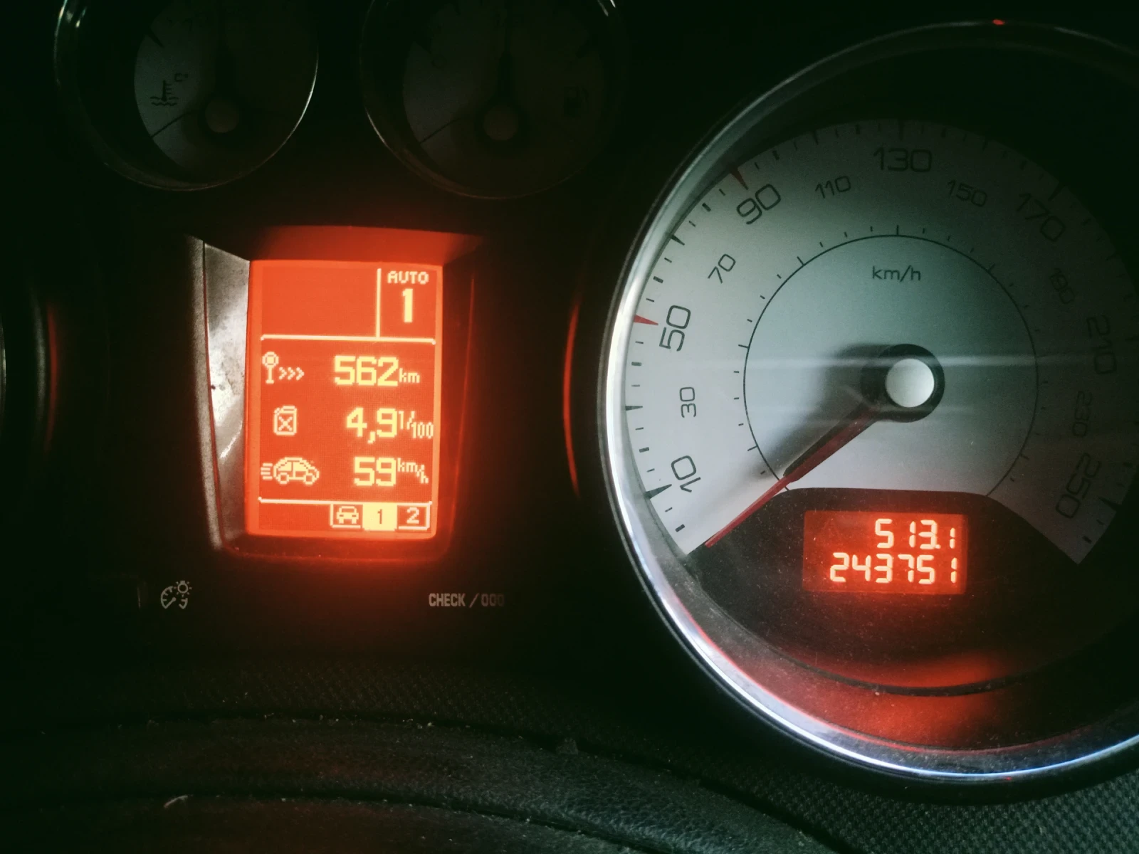 Peugeot 308  - изображение 3