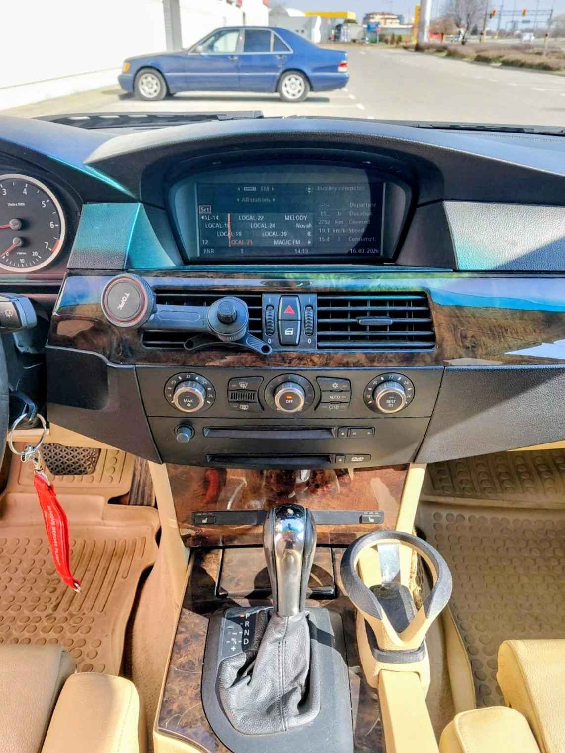 BMW 525 525i e61, снимка 15 - Автомобили и джипове - 53864410