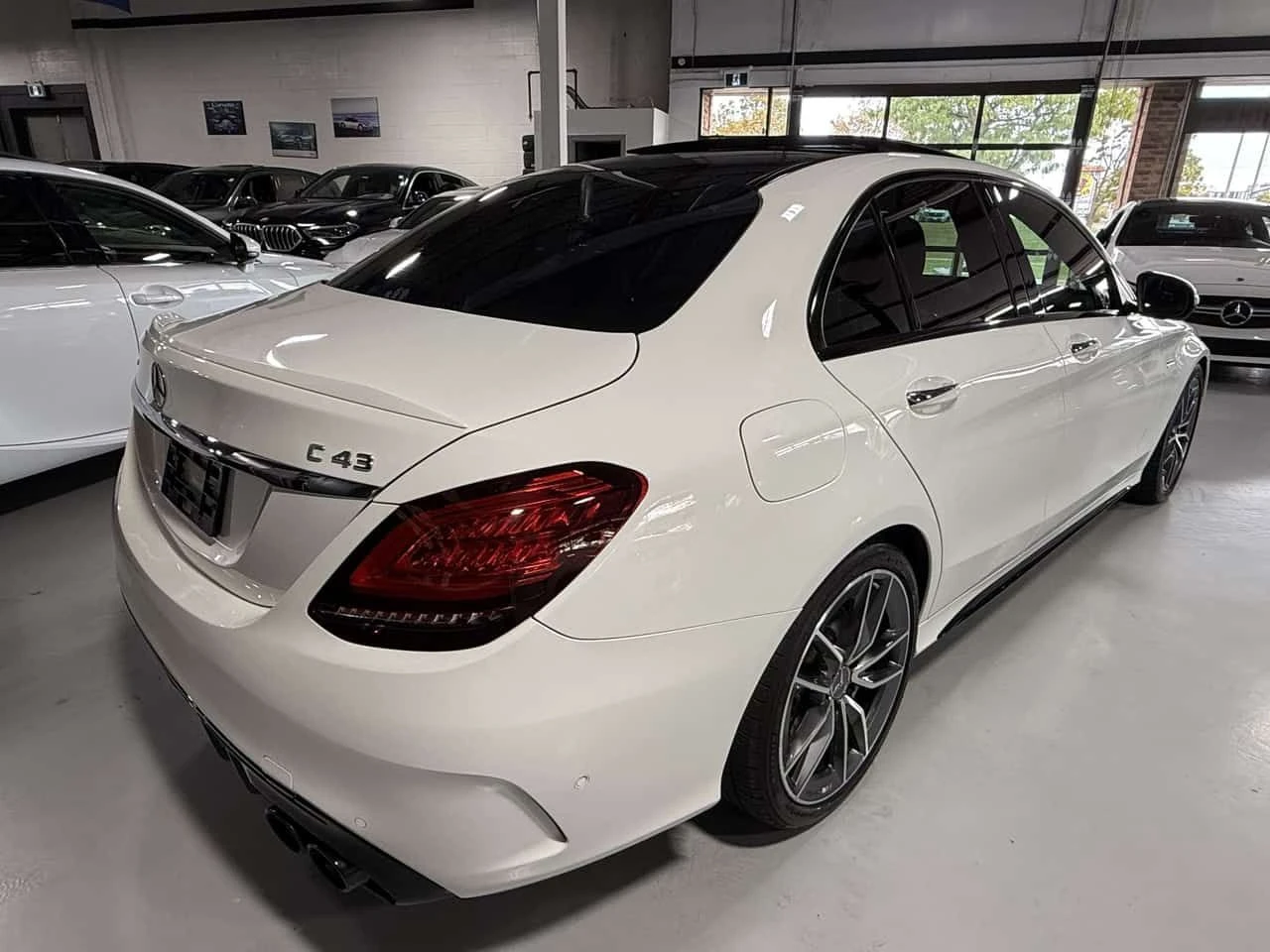 Mercedes-Benz C 43 AMG * CARFAX * Дистроник * Burmester * , снимка 5 - Автомобили и джипове - 53963308