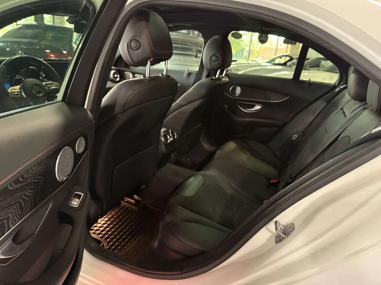 Mercedes-Benz C 43 AMG * CARFAX * Дистроник * Burmester * , снимка 12 - Автомобили и джипове - 53963308