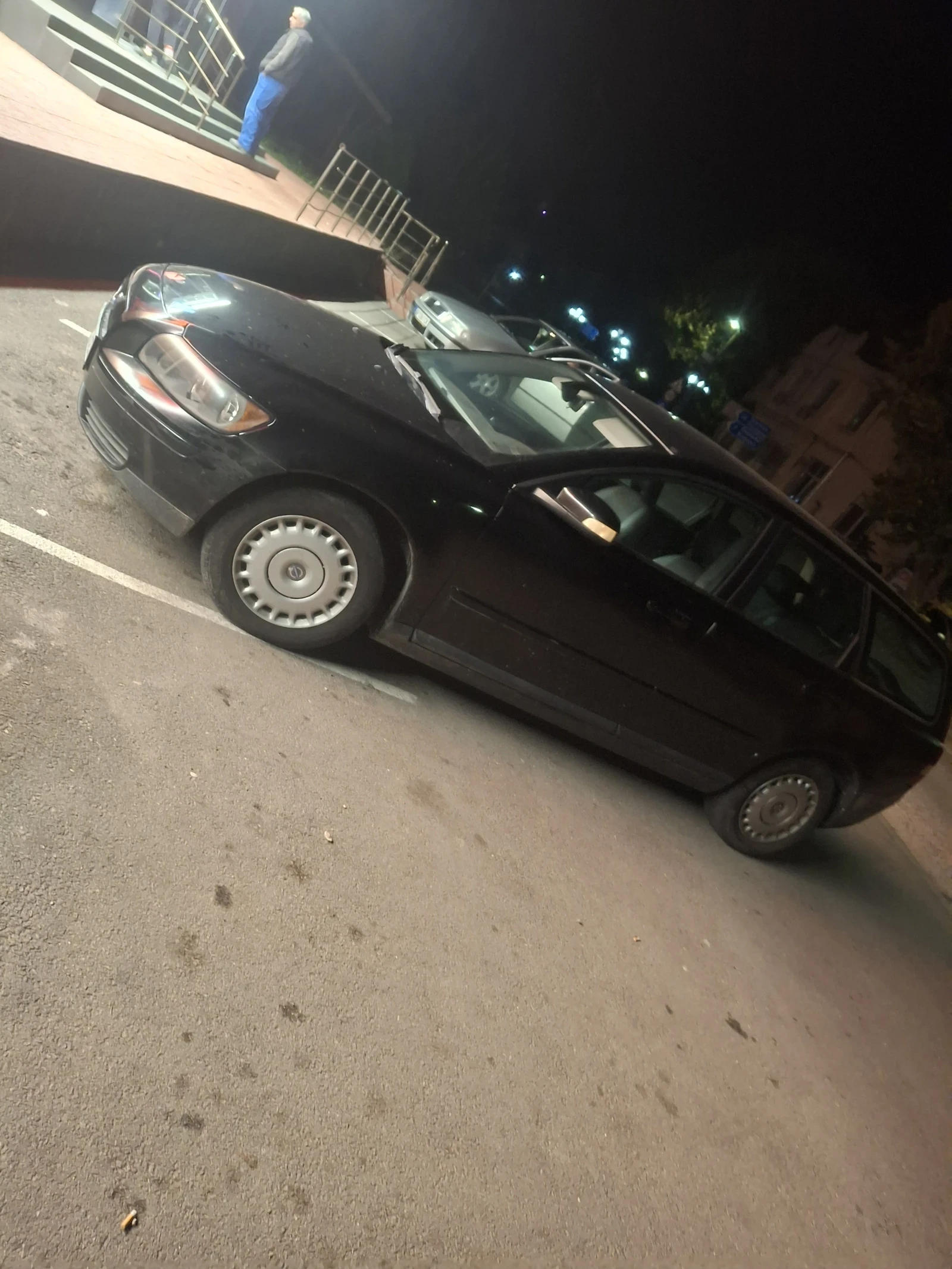 Volvo V50 1.6 HDI Обслужен , снимка 5 - Автомобили и джипове - 54019108