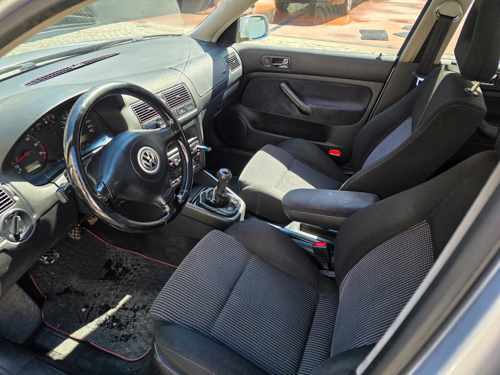 VW Golf, снимка 8 - Автомобили и джипове - 54097641