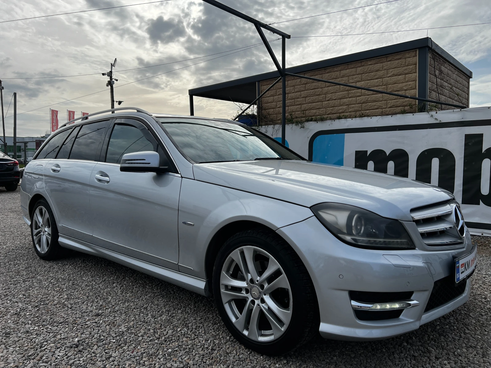Mercedes-Benz C 220 CDI 170к.с./Facelift/AMG/AUT/NAVI/LED/XENON, снимка 3 - Автомобили и джипове - 54220397