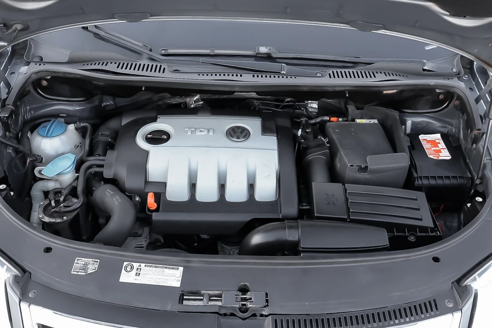 VW Touran 1.9 TDI Highline, снимка 12 - Автомобили и джипове - 54346800