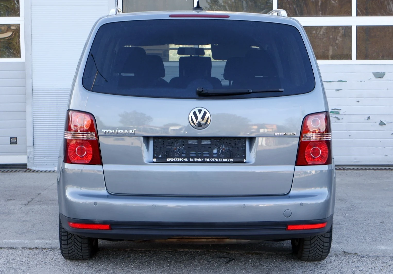 VW Touran 1.9 TDI Highline, снимка 6 - Автомобили и джипове - 54346800
