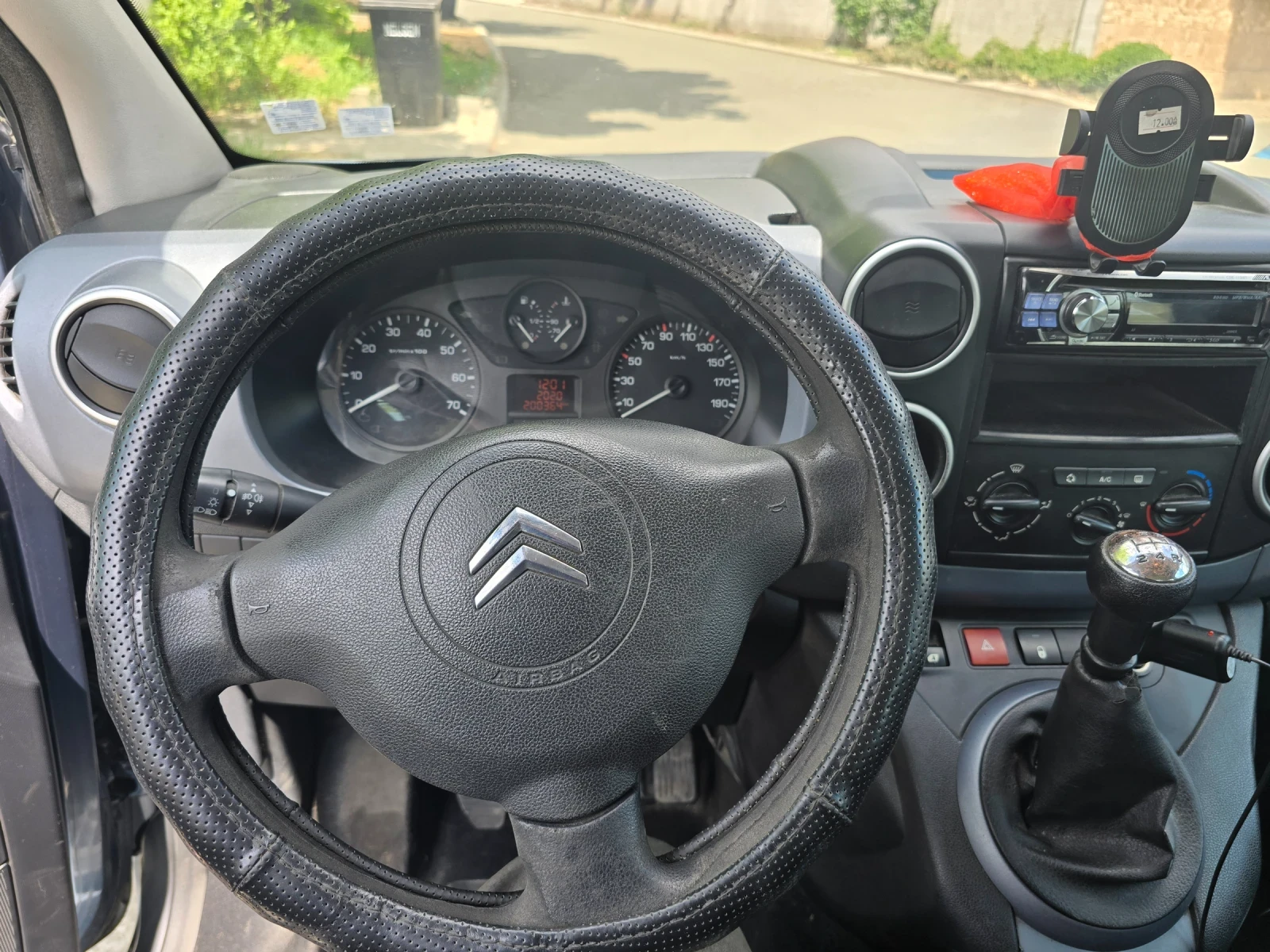 Citroen Berlingo 1.6 HDI, снимка 10 - Автомобили и джипове - 54553356