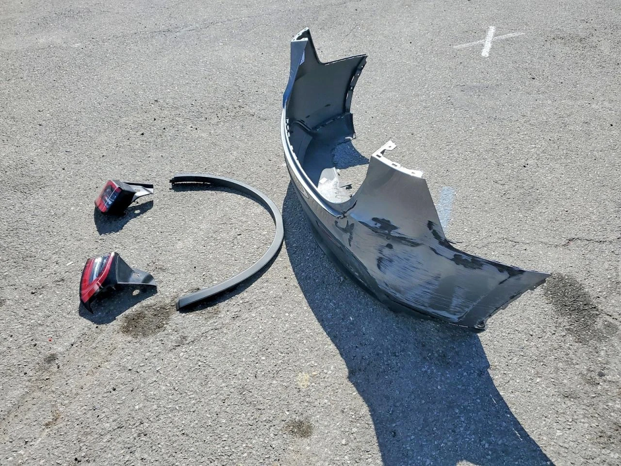Tesla Model Y, снимка 13 - Автомобили и джипове - 54664187