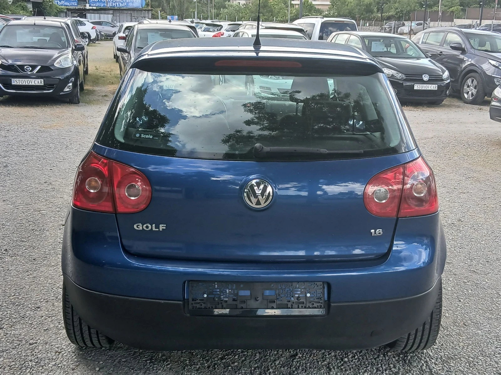 VW Golf 1.6 I, снимка 4 - Автомобили и джипове - 54970340