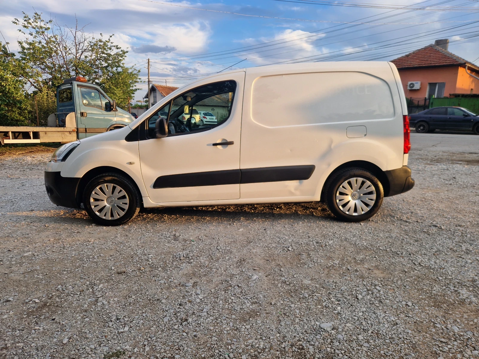 Citroen Berlingo 1.6 HDI, снимка 2 - Автомобили и джипове - 55225034
