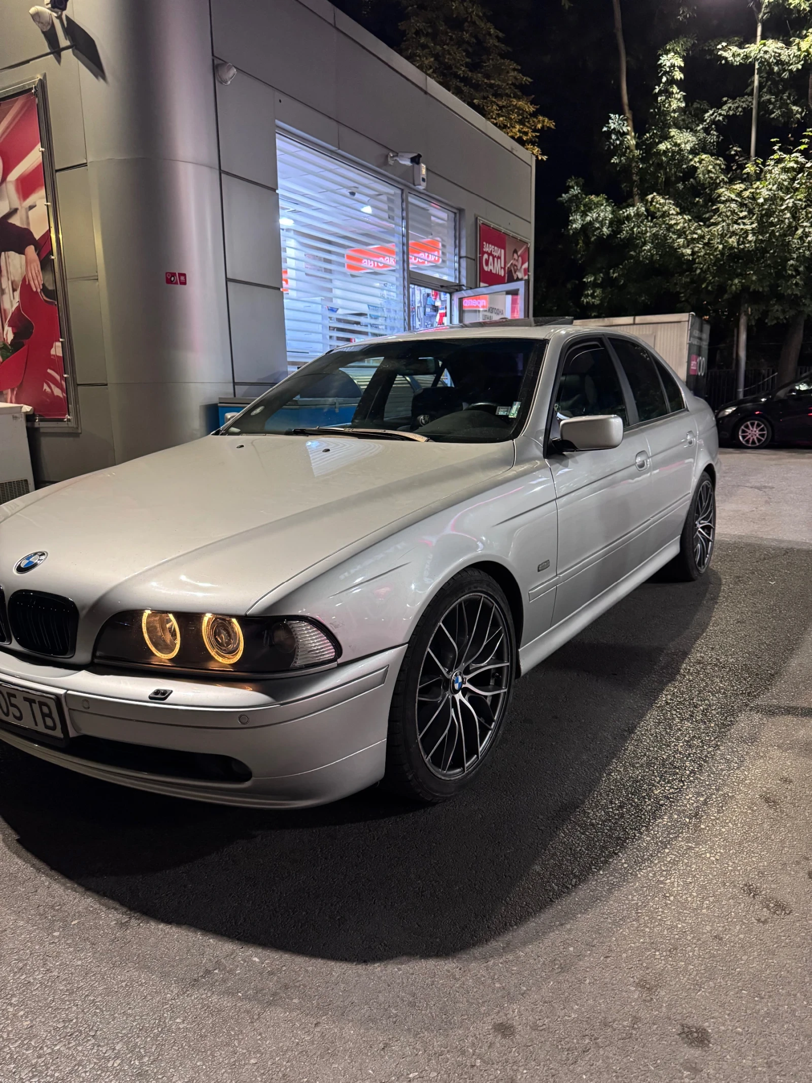 BMW 530, снимка 10 - Автомобили и джипове - 55696826