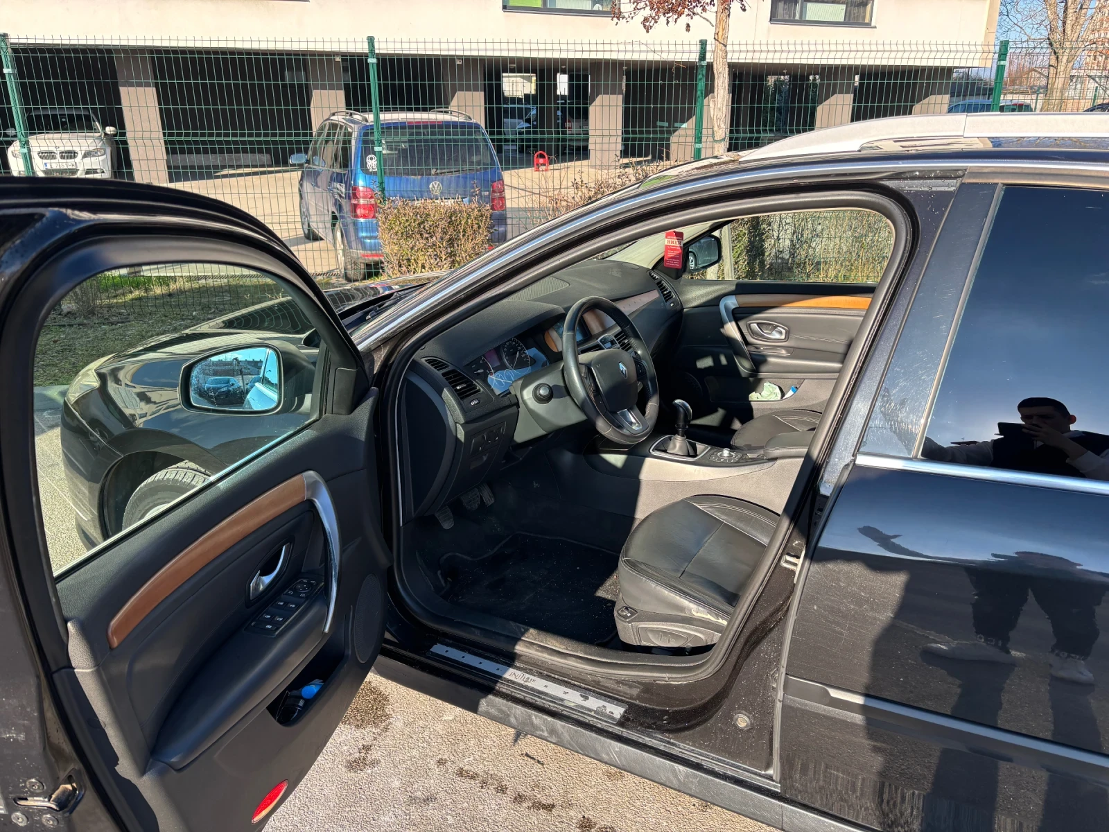 Renault Laguna Initiale Paris  2.0 dci , снимка 5 - Автомобили и джипове - 56273797