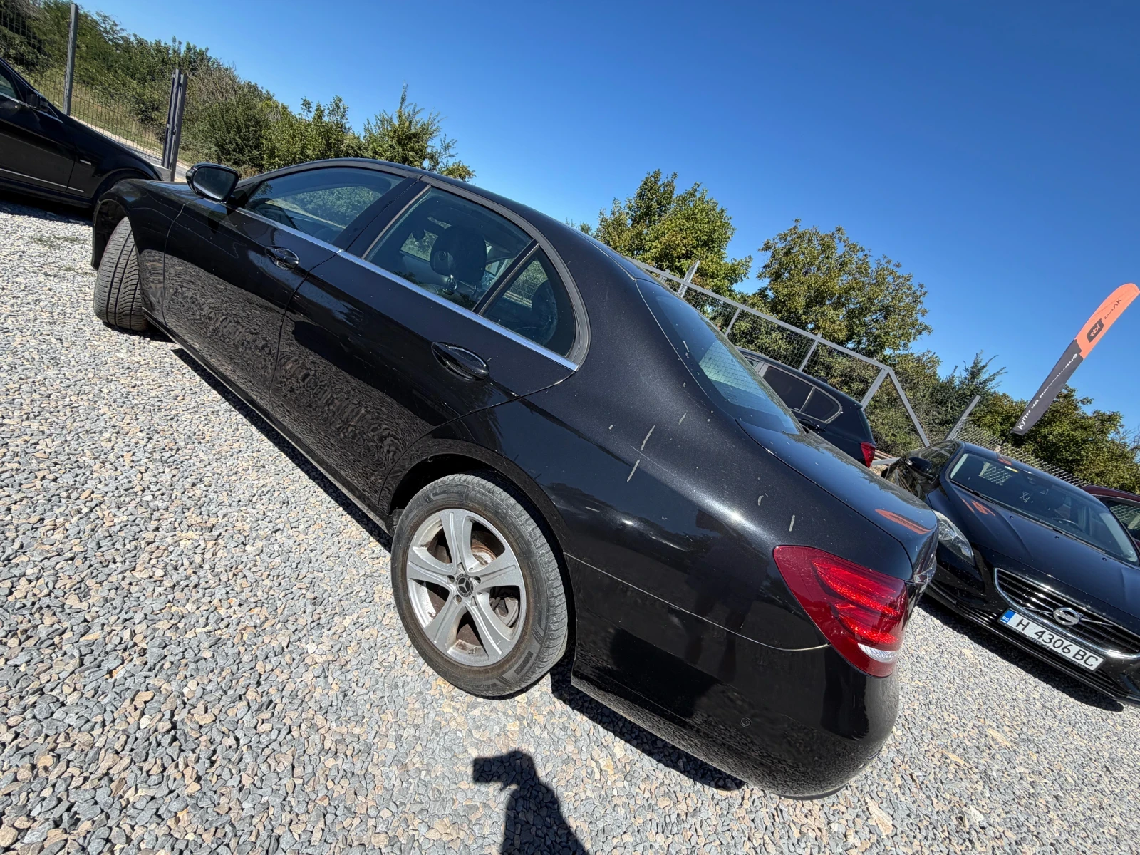 Mercedes-Benz E 220 БАРТЕР* 194кс* 9G* Face, снимка 7 - Автомобили и джипове - 55959754