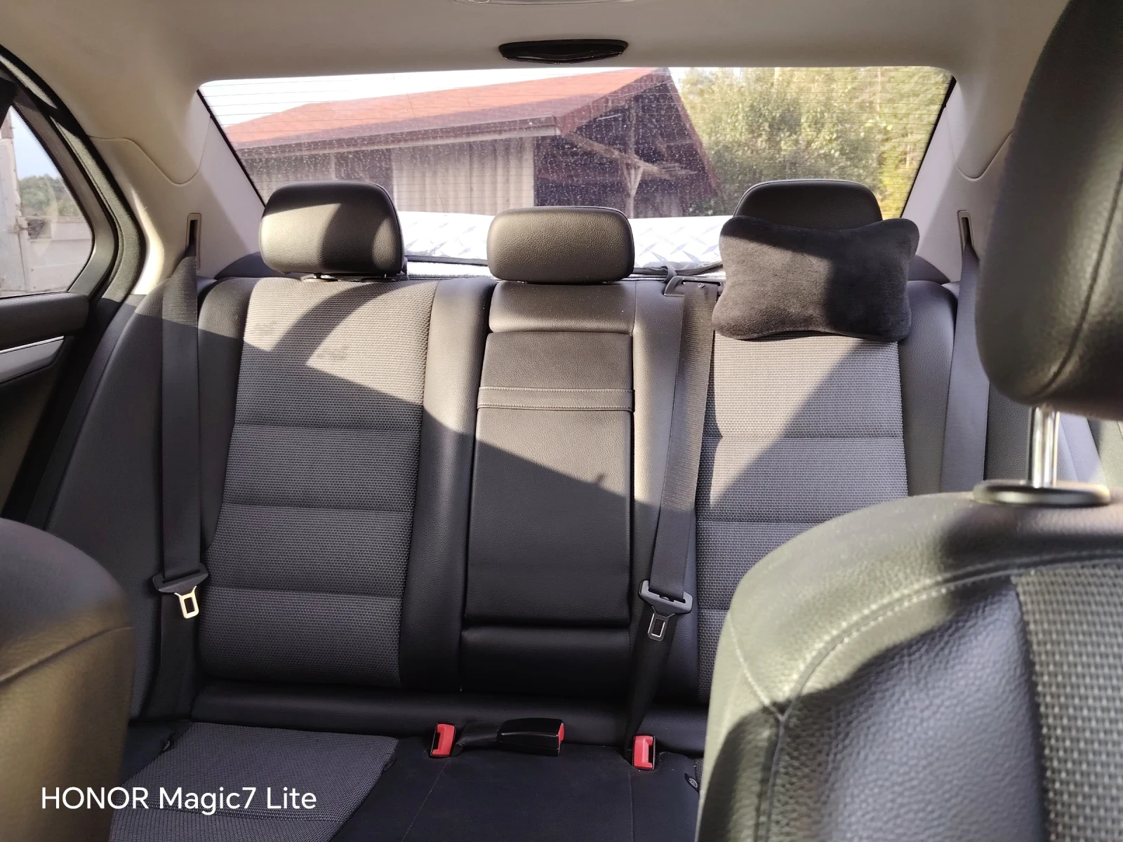 Mercedes-Benz C 320, снимка 7 - Автомобили и джипове - 56260848
