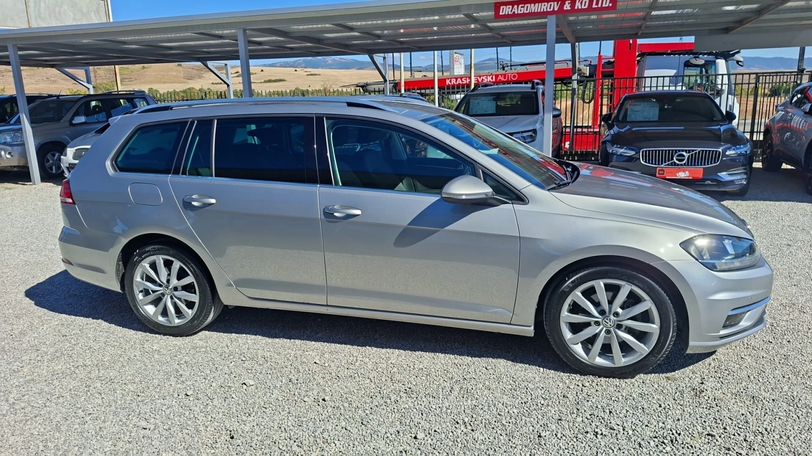 VW Golf Variant 1.6TDI HighLine/Vitual Cockpit/ 170.000km, снимка 4 - Автомобили и джипове - 56312947
