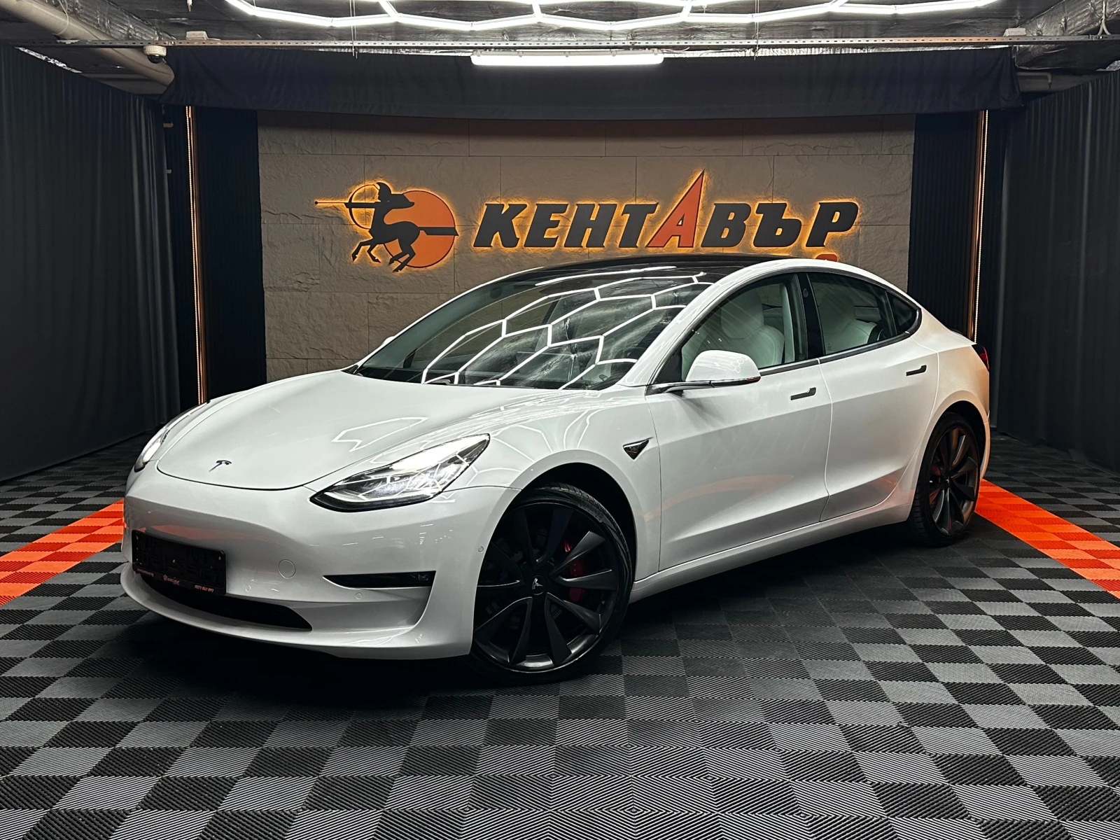 Tesla Model 3 Performance Dual AWD/ГАРАНЦИЯ 
