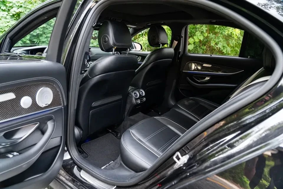 Mercedes-Benz E 63 AMG, снимка 8 - Автомобили и джипове - 56738386