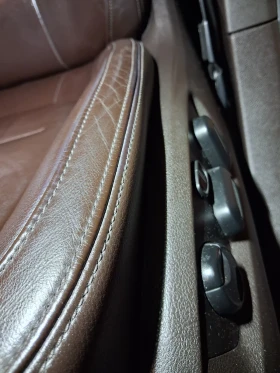 VW Touareg 3.0 TDI 4x4 УНИКАТ !, снимка 17