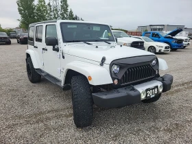 Jeep Wrangler JK Unlimited * 4x4 Sahara * CARFAX * , снимка 2