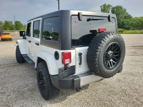Jeep Wrangler JK Unlimited * 4x4 Sahara * CARFAX * , снимка 4
