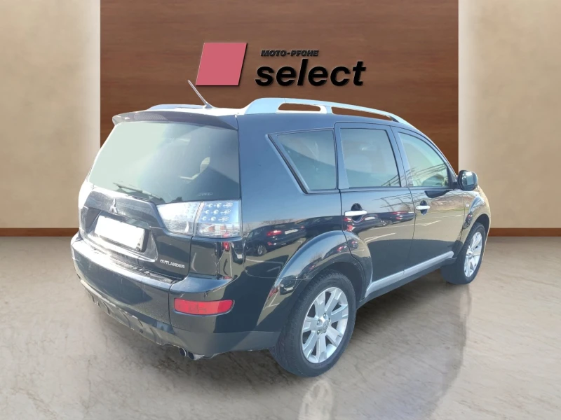 Mitsubishi Outlander 2D, снимка 4 - Автомобили и джипове - 48093282