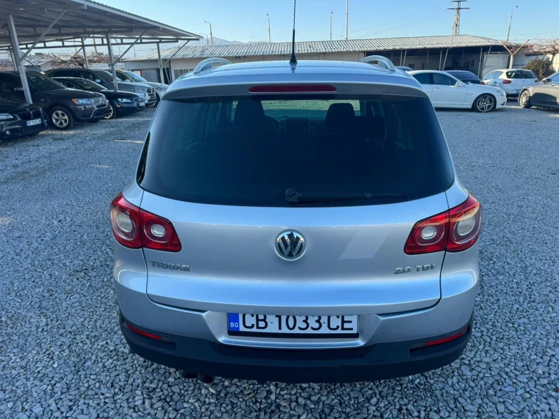 VW Tiguan  4 Motion, снимка 14 - Автомобили и джипове - 48644191