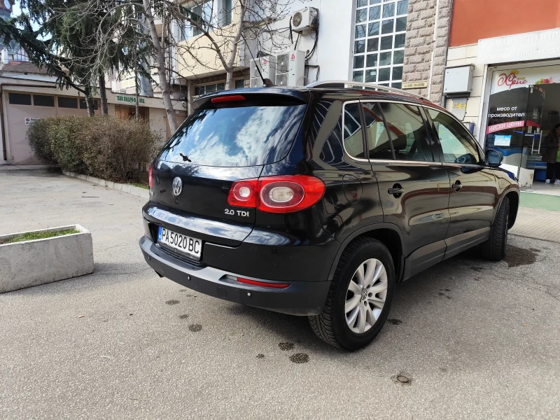 VW Tiguan, снимка 4 - Автомобили и джипове - 48921829