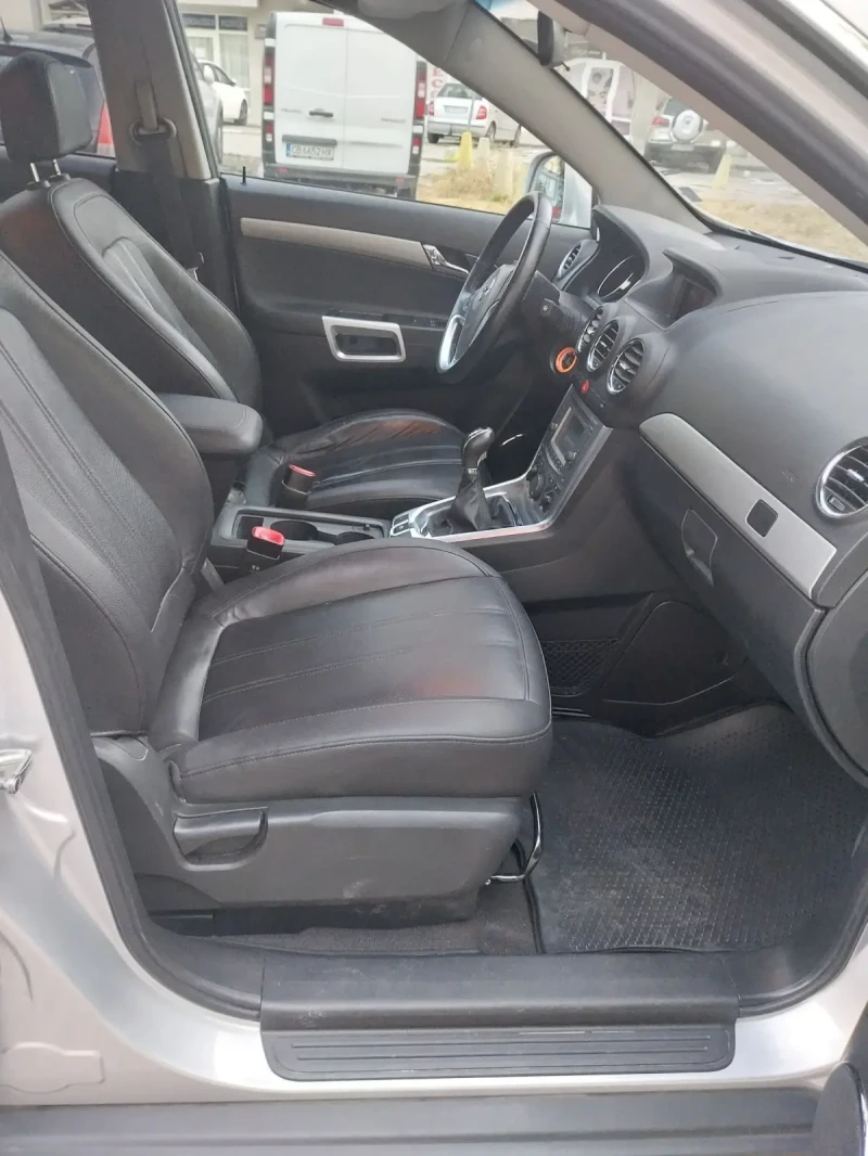 Opel Antara, снимка 8 - Автомобили и джипове - 48930040