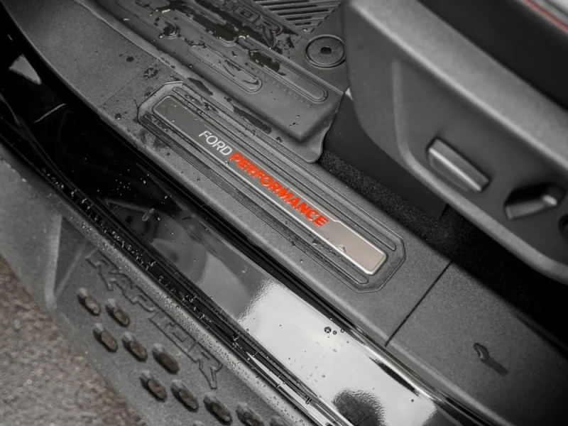 Ford Bronco RAPTOR/ 3.0 EcoBoost/ CARBON/ 360/ B&O/, снимка 7 - Автомобили и джипове - 51284684