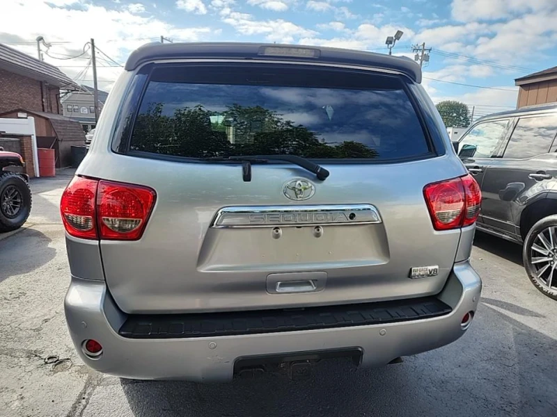 Toyota Sequoia 5.7L V8* PLATINUM* 7МЕСТА* КРУИЗ КОНТРОЛ* ОБДУХ* J, снимка 4 - Автомобили и джипове - 51929360