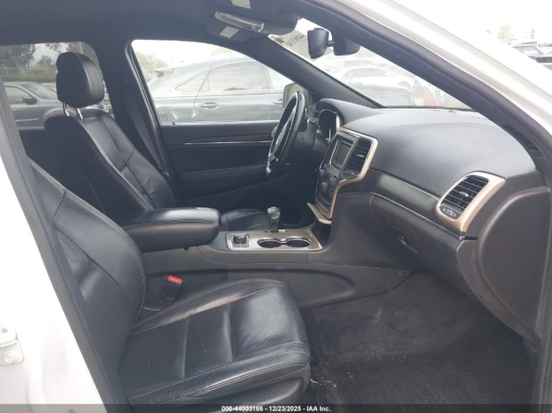 Jeep Grand cherokee 3.6L V-6 DOHC, VVT, 290HP 4X4 Drive, снимка 11 - Автомобили и джипове - 53098248