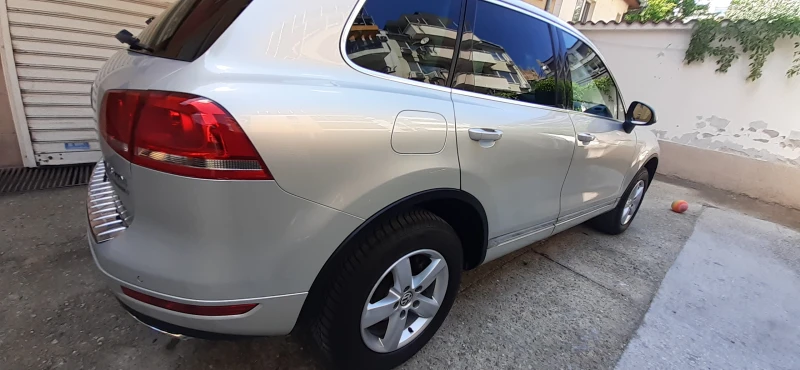VW Touareg 3.0 TDI УНИКАТ !, снимка 5 - Автомобили и джипове - 53181710