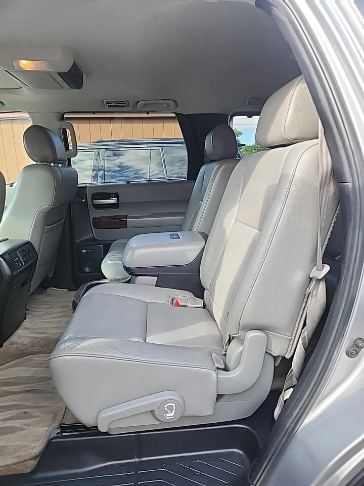 Toyota Sequoia 5.7L V8* PLATINUM* 7МЕСТА* КРУИЗ КОНТРОЛ* ОБДУХ* J - изображение 9