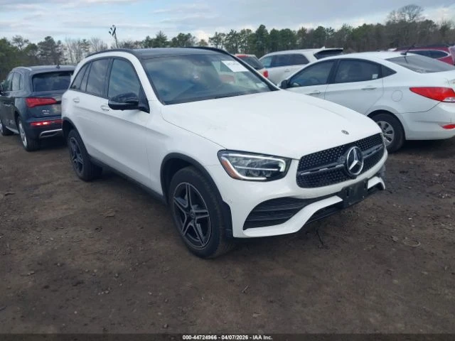 Mercedes-Benz GLC 300 4MATIC AMG PKG| MULTIBEAM| ПАНО| ПОДГРЕВ, снимка 2 - Автомобили и джипове - 54565238