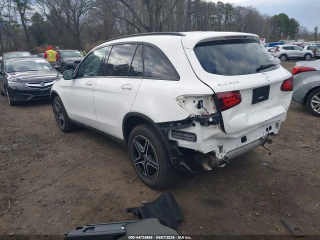 Mercedes-Benz GLC 300 4MATIC AMG PKG| MULTIBEAM| ПАНО| ПОДГРЕВ, снимка 5 - Автомобили и джипове - 54565238