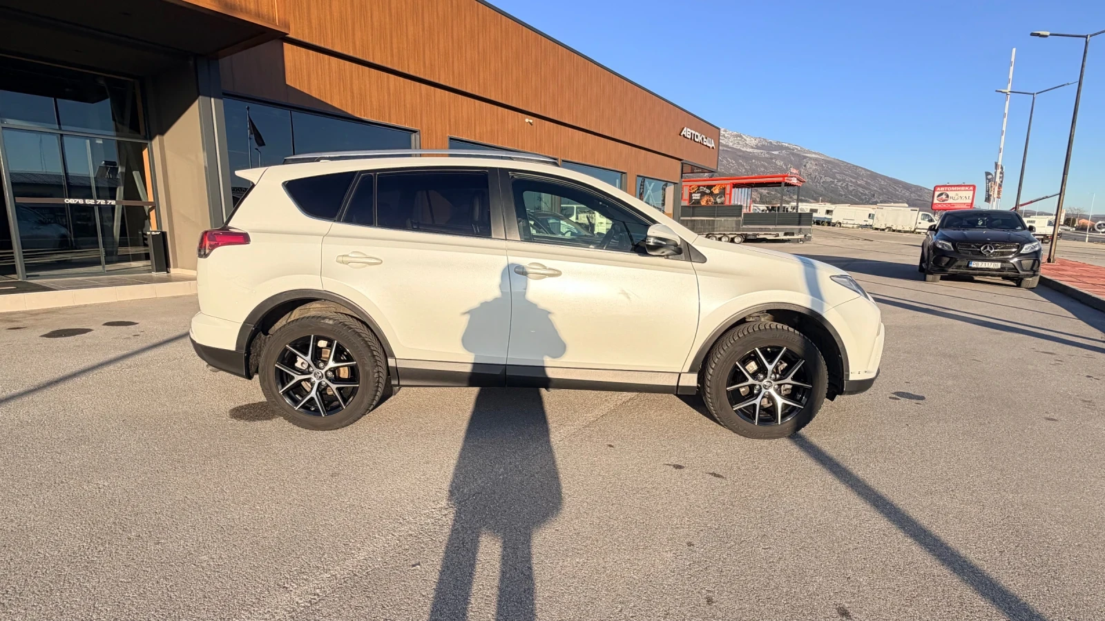 Toyota Rav4 2.0i-152�.�.;4�4;�������;Keyless-Go;��.�������� | Mobile.bg � ����������� 4